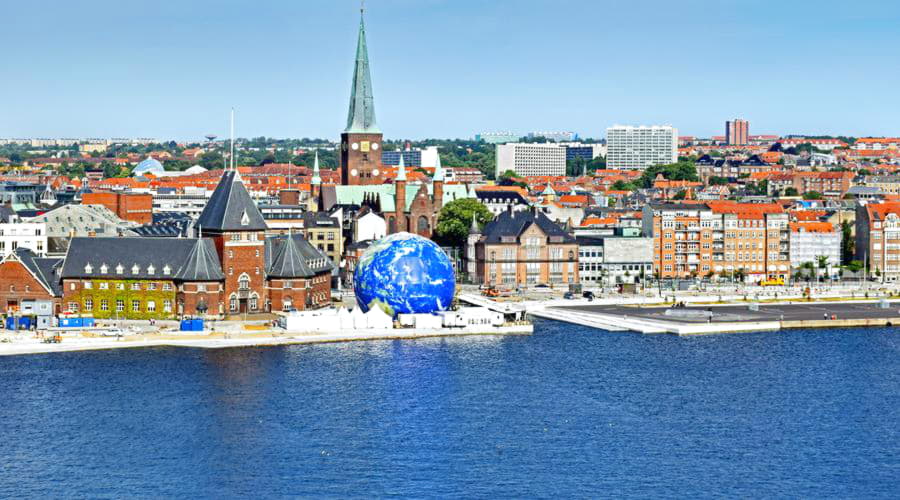 Our car rental services offer a diverse selection of vehicles at in Aarhus.